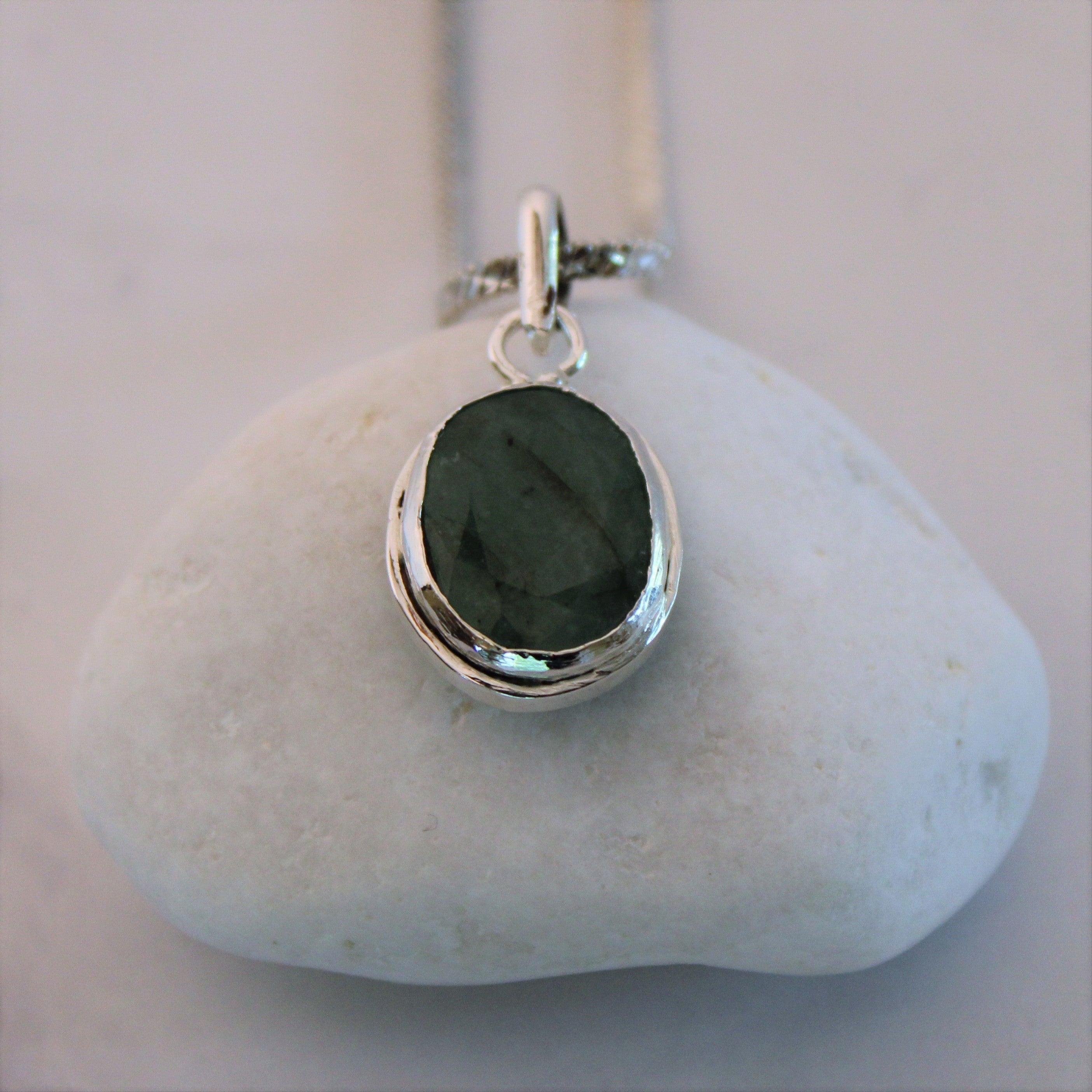 Susie Emerald Stone Necklace