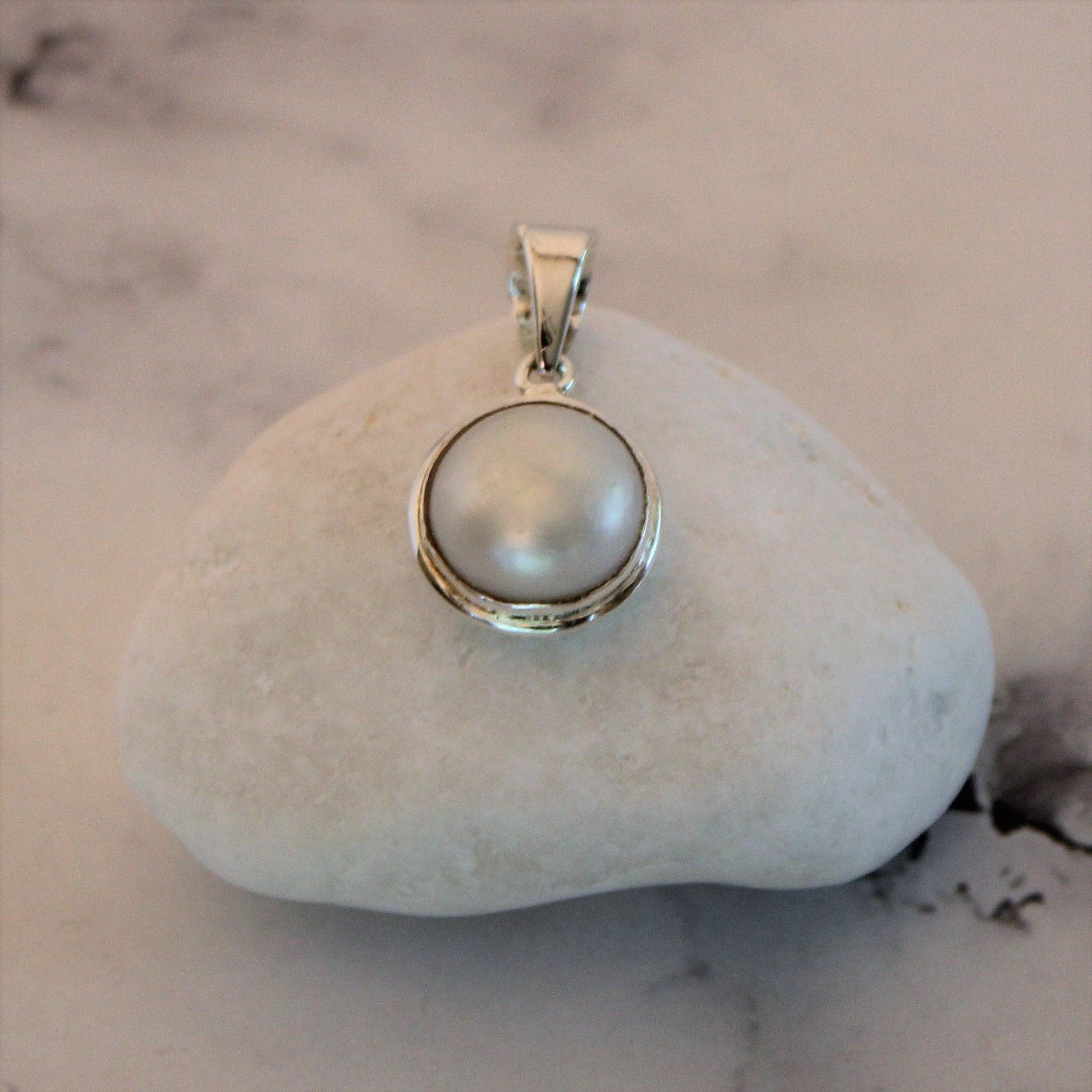 Jacqueline White Pearl Pendant